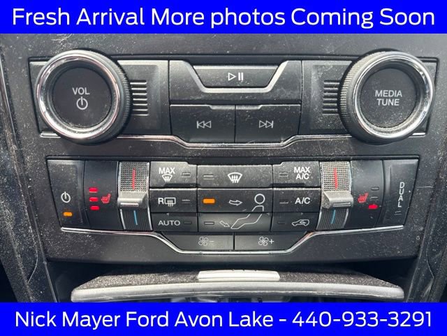 Used 2018 Ford Explorer XLT w/ Equipment Group 202A AWD/4WD image 14