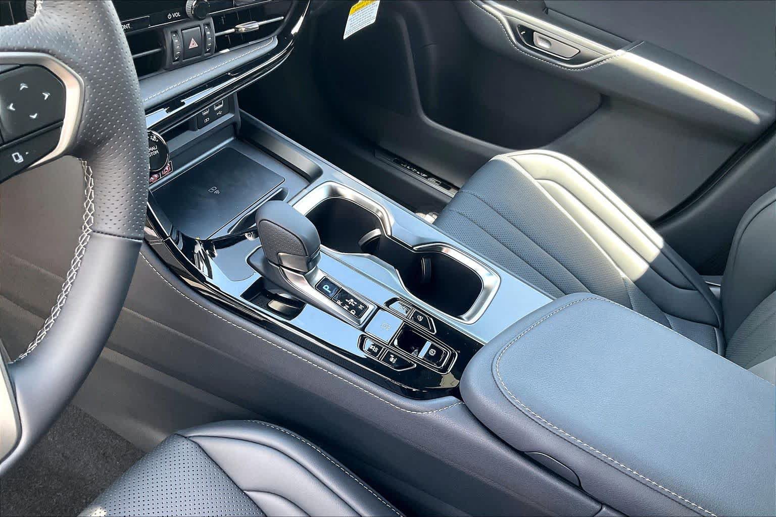 New 2026 Lexus NX 350 F Sport AWD/4WD image 11