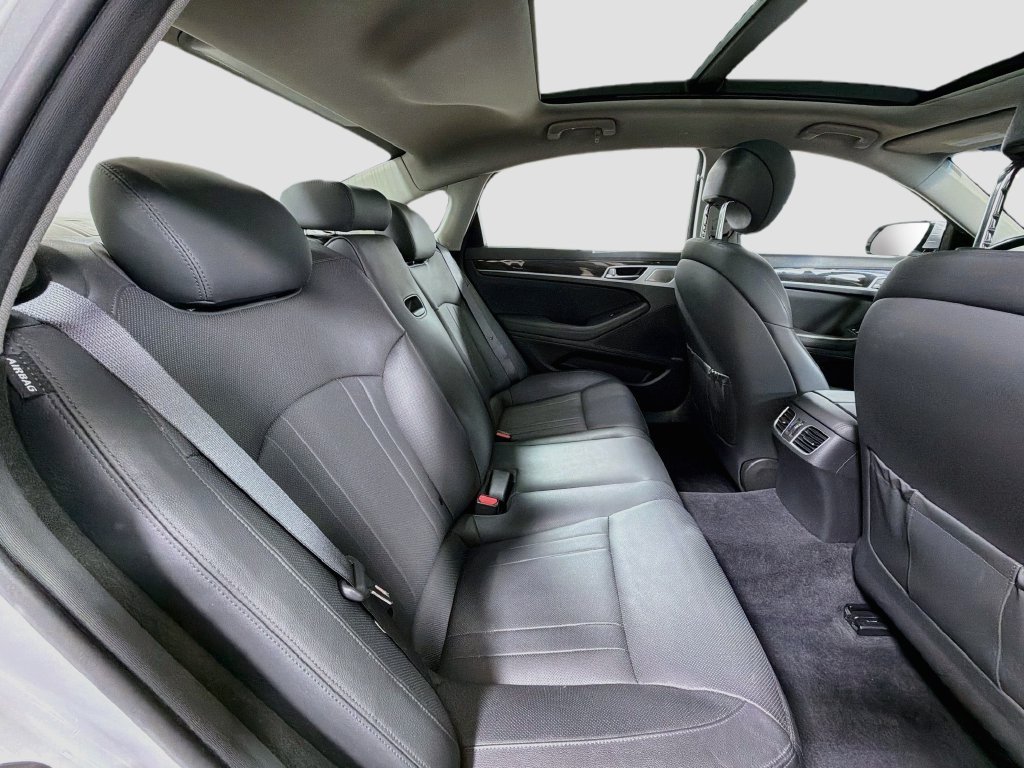 Used 2018 Genesis G80 3.8 w/ Option Group 02 AWD/4WD image 30