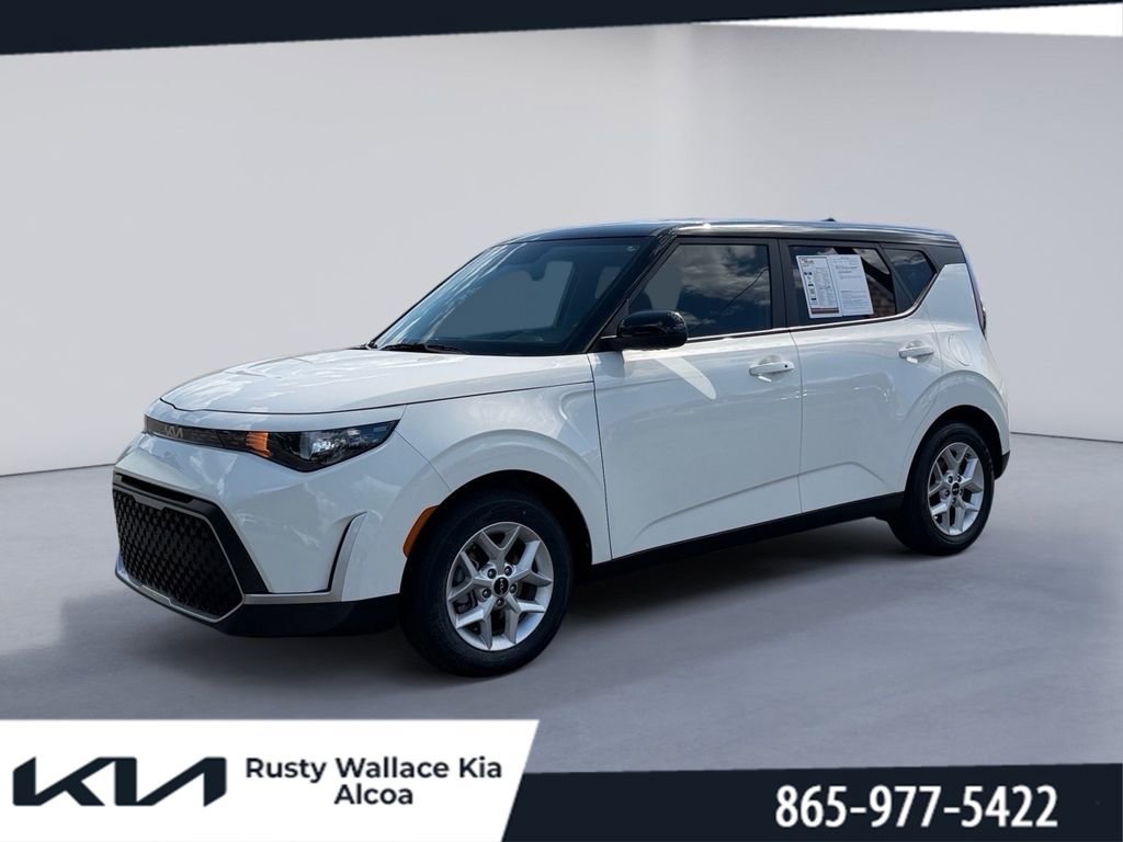 Used 2025 Kia Soul S FWD image 1