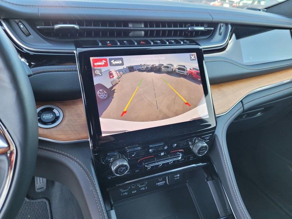 New 2023 Jeep Grand Cherokee L Summit image 16