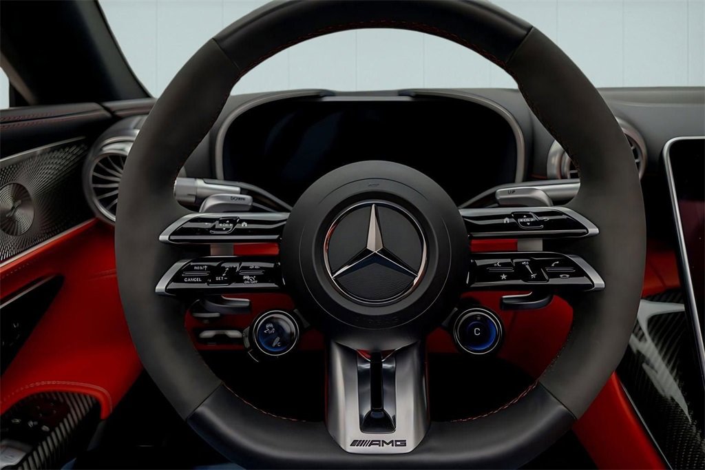 Used 2023 Mercedes-Benz SL 63 AMG 4MATIC image 36