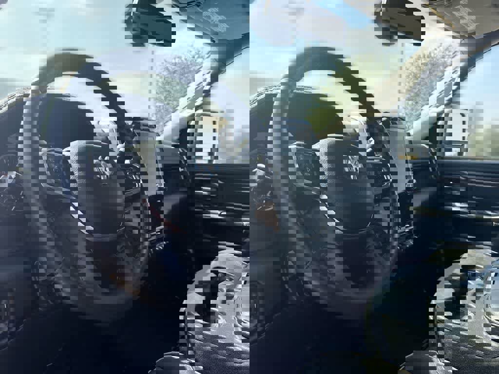 Used 2024 RAM 2500 Laramie image 2