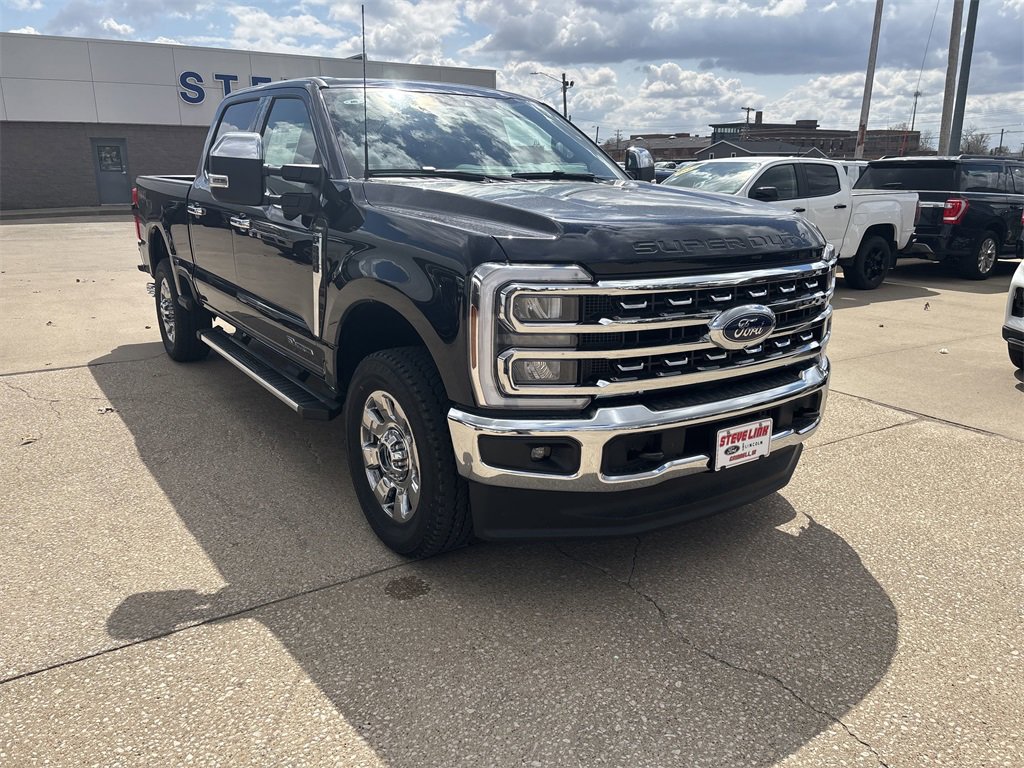 New 2025 Ford F250 Lariat w/ Chrome Package image 4