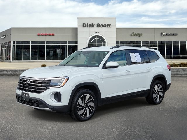 Used 2024 Volkswagen Atlas SE AWD/4WD image 2