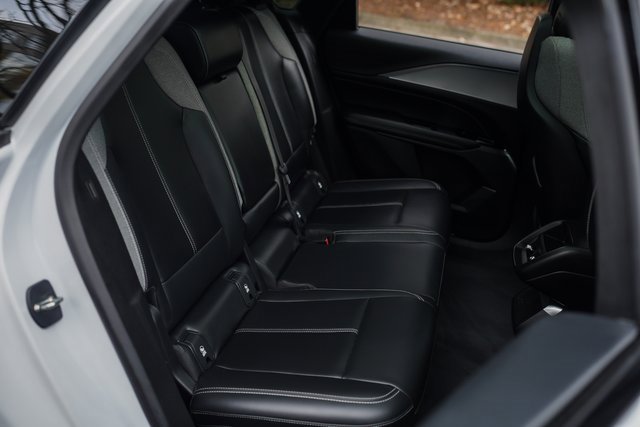 Used 2024 Cadillac Lyriq Tech image 25