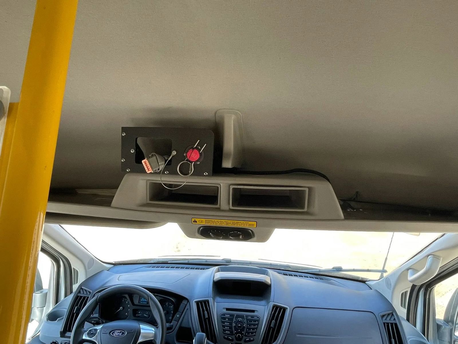 Used 2019 Ford Transit 350 XL RWD image 3