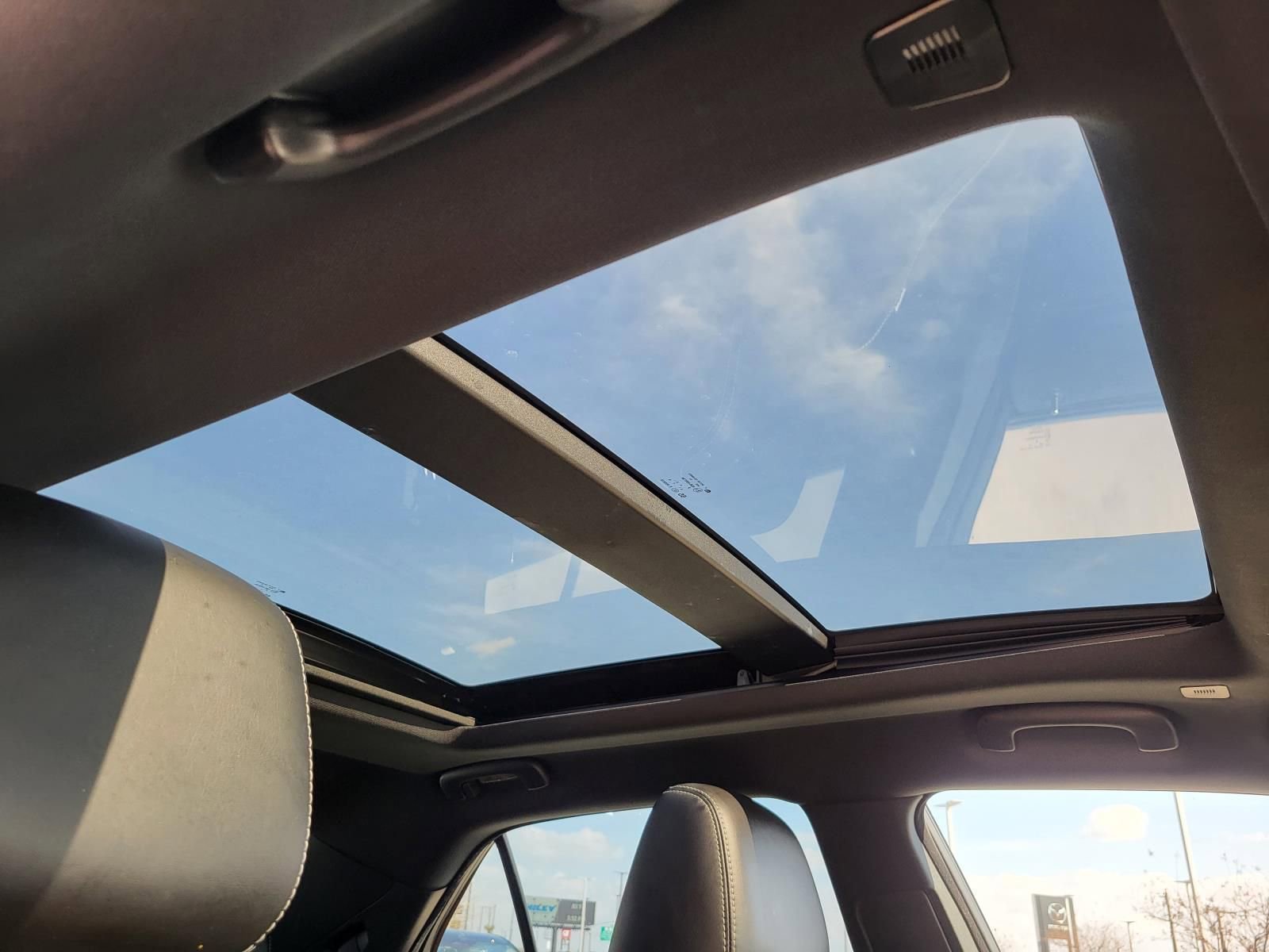 Used 2022 Chrysler 300 S w/ Comfort Group image 10