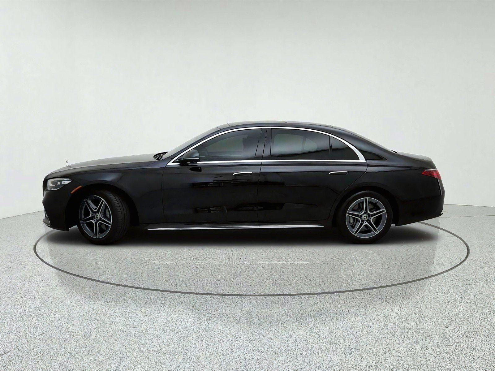 Used 2024 Mercedes-Benz S 580 4MATIC Sedan image 14