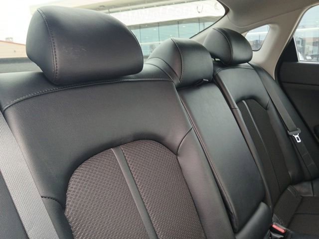 Used 2018 Kia Optima S w/ 18" Alloy Wheels Package FWD image 10