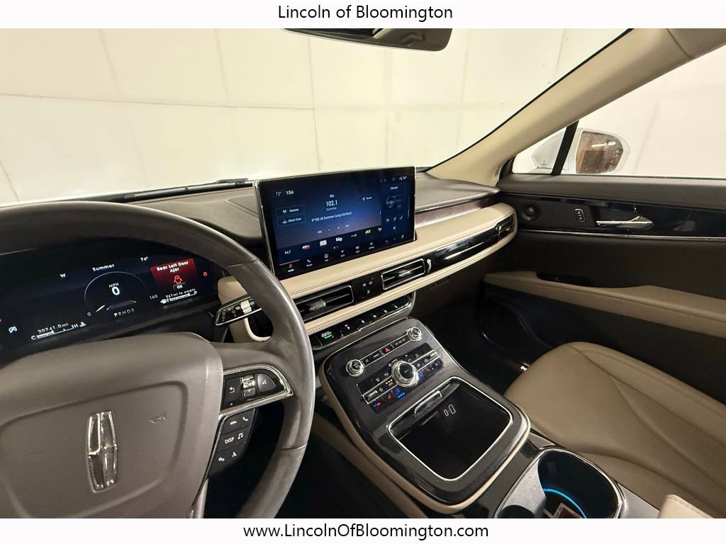 Used 2023 Lincoln Nautilus Reserve w/ Equipment Group 201A image 45