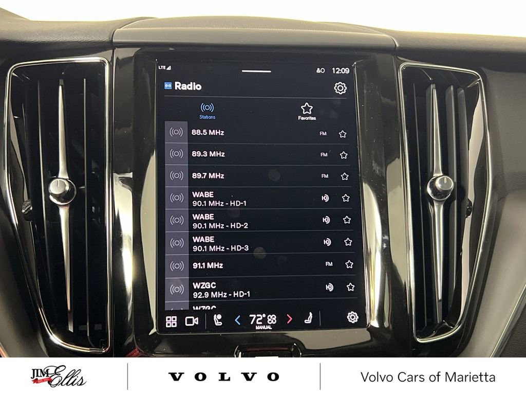 New 2025 Volvo XC60 B5 Core w/ Climate Package image 12