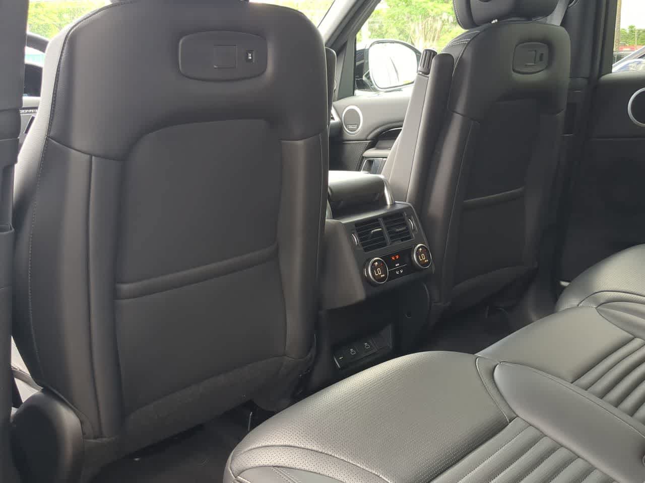 Certified 2025 Land Rover Discovery S AWD/4WD image 19