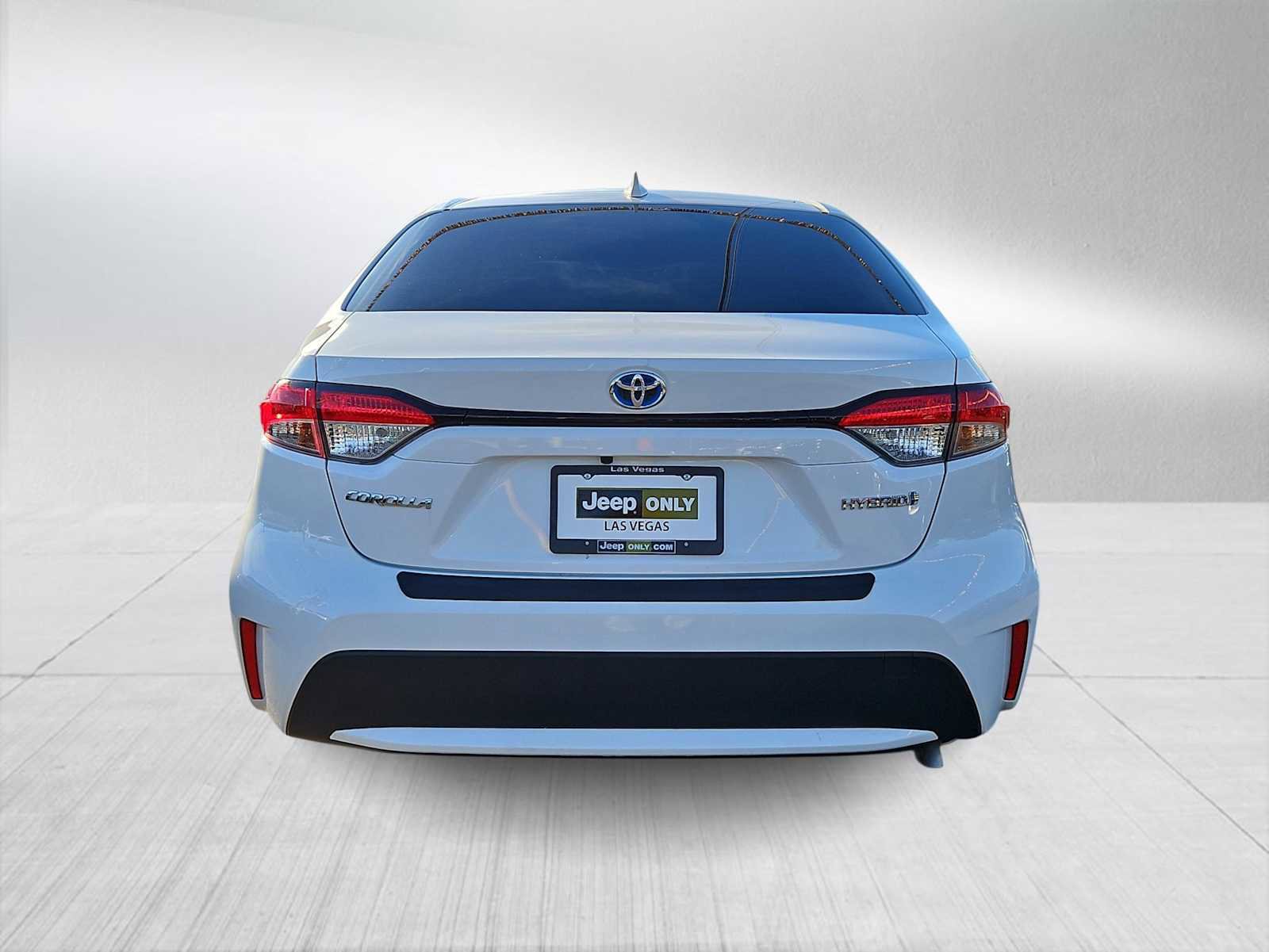 Used 2022 Toyota Corolla LE image 7