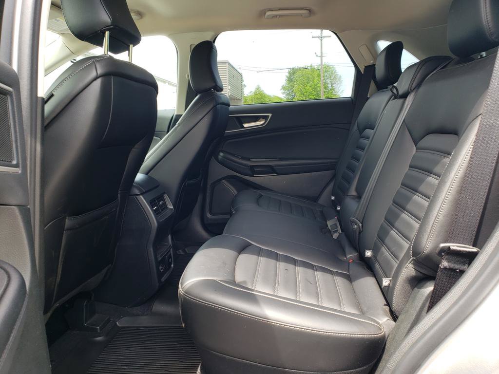 Used 2022 Ford Edge SEL w/ Convenience Package AWD/4WD image 10