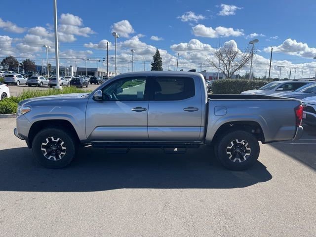 Used 2021 Toyota Tacoma SR w/ SR Convenience Package image 8