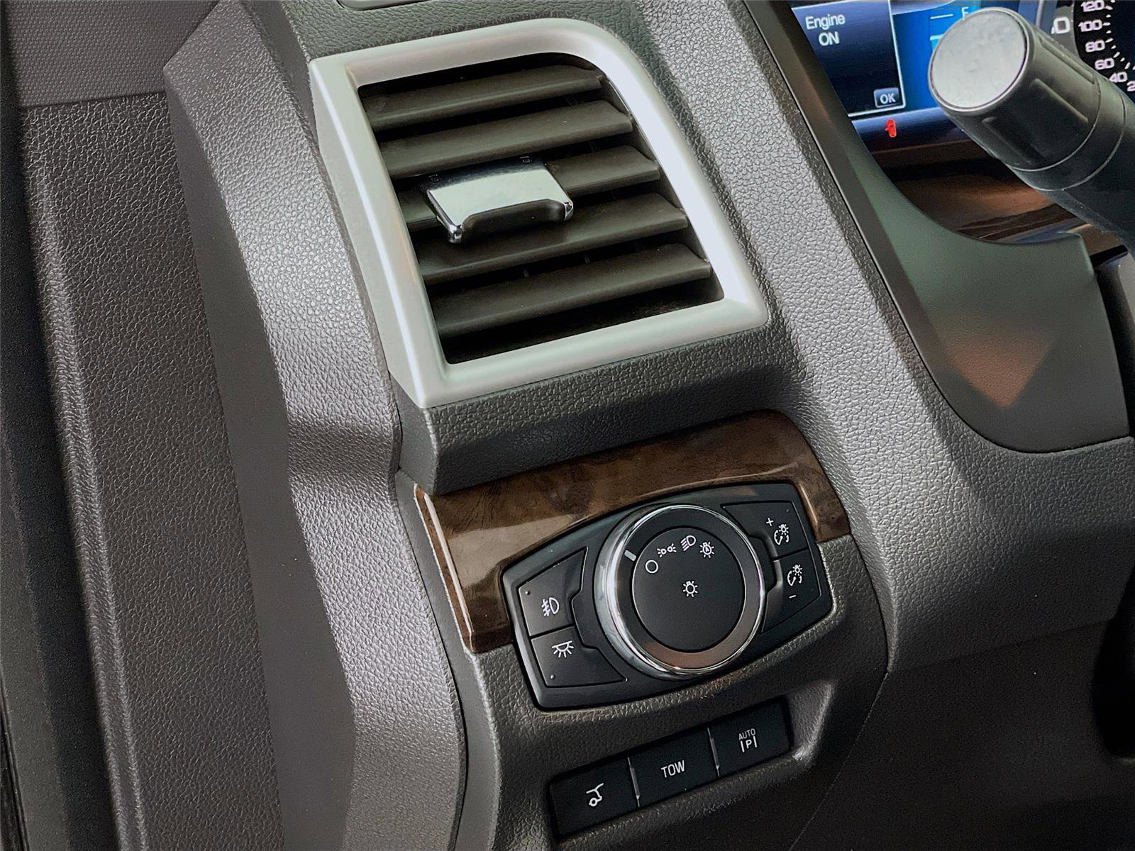 Used 2015 Ford Explorer Limited w/ Equipment Group 302A image 15