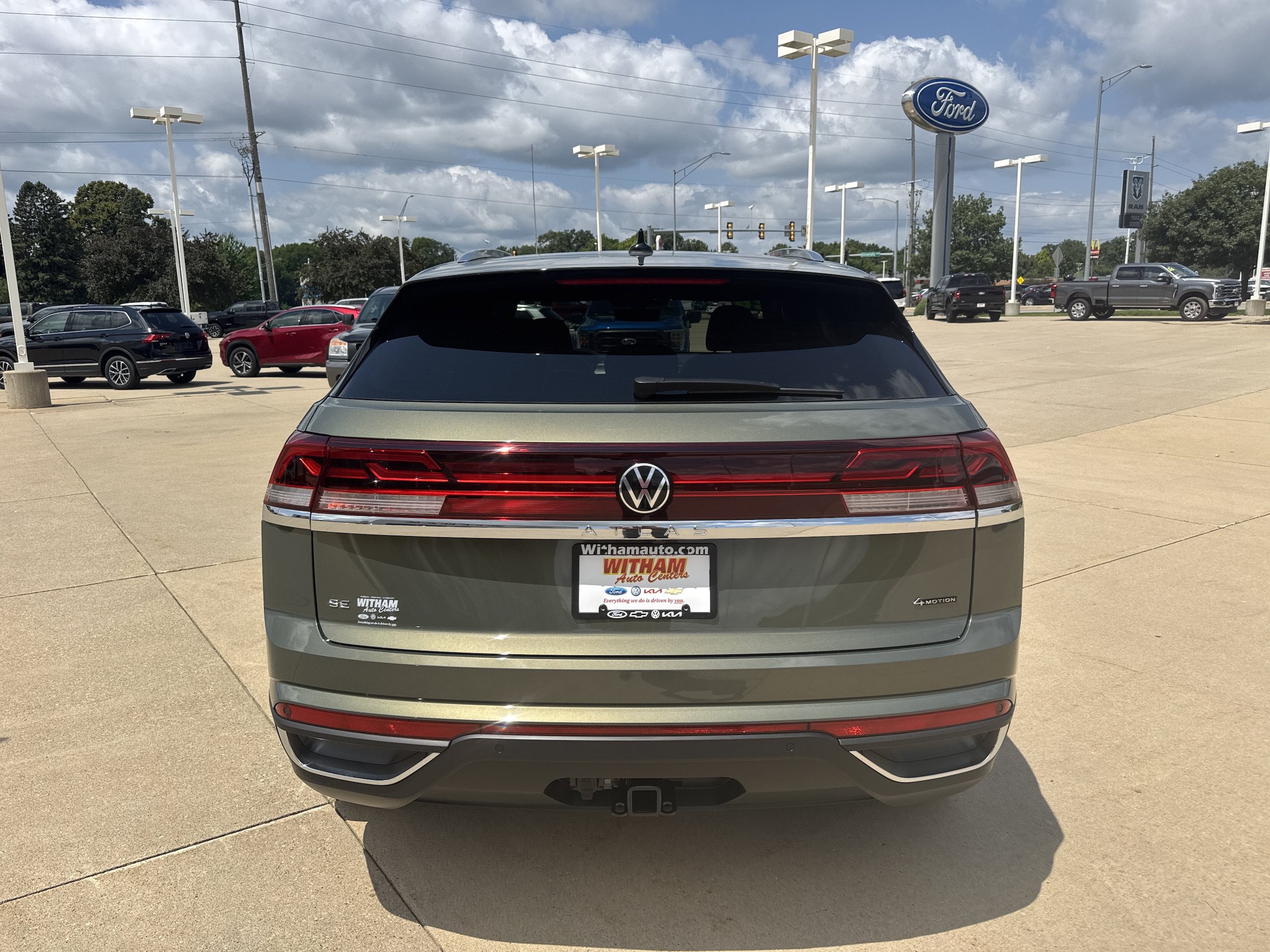 New 2026 Volkswagen Atlas Cross Sport SE AWD/4WD image 5