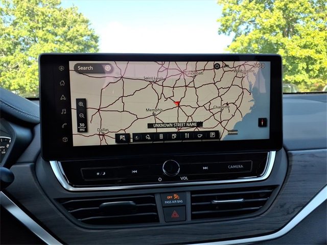 New 2025 Nissan Altima 2.5 SL image 13