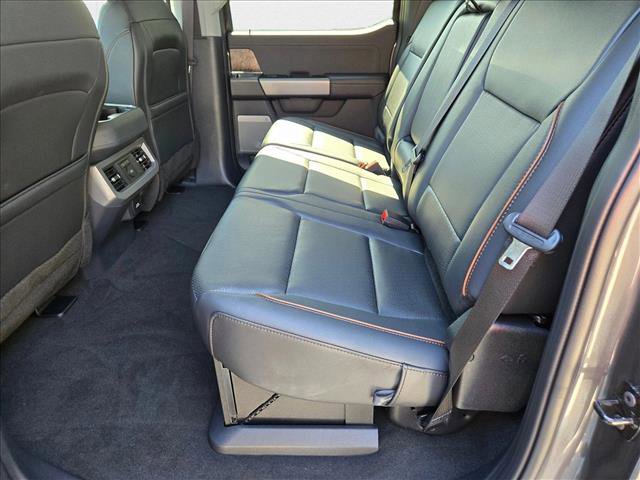 New 2026 Ford F250 Lariat w/ FX4 Off-Road Package image 15