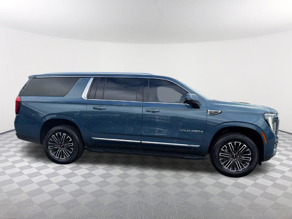 Used 2025 GMC Yukon XL Elevation w/ Technology Package RWD image 4
