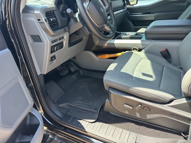 Used 2024 Ford F150 XLT w/ Equipment Group 302A MID RWD image 5