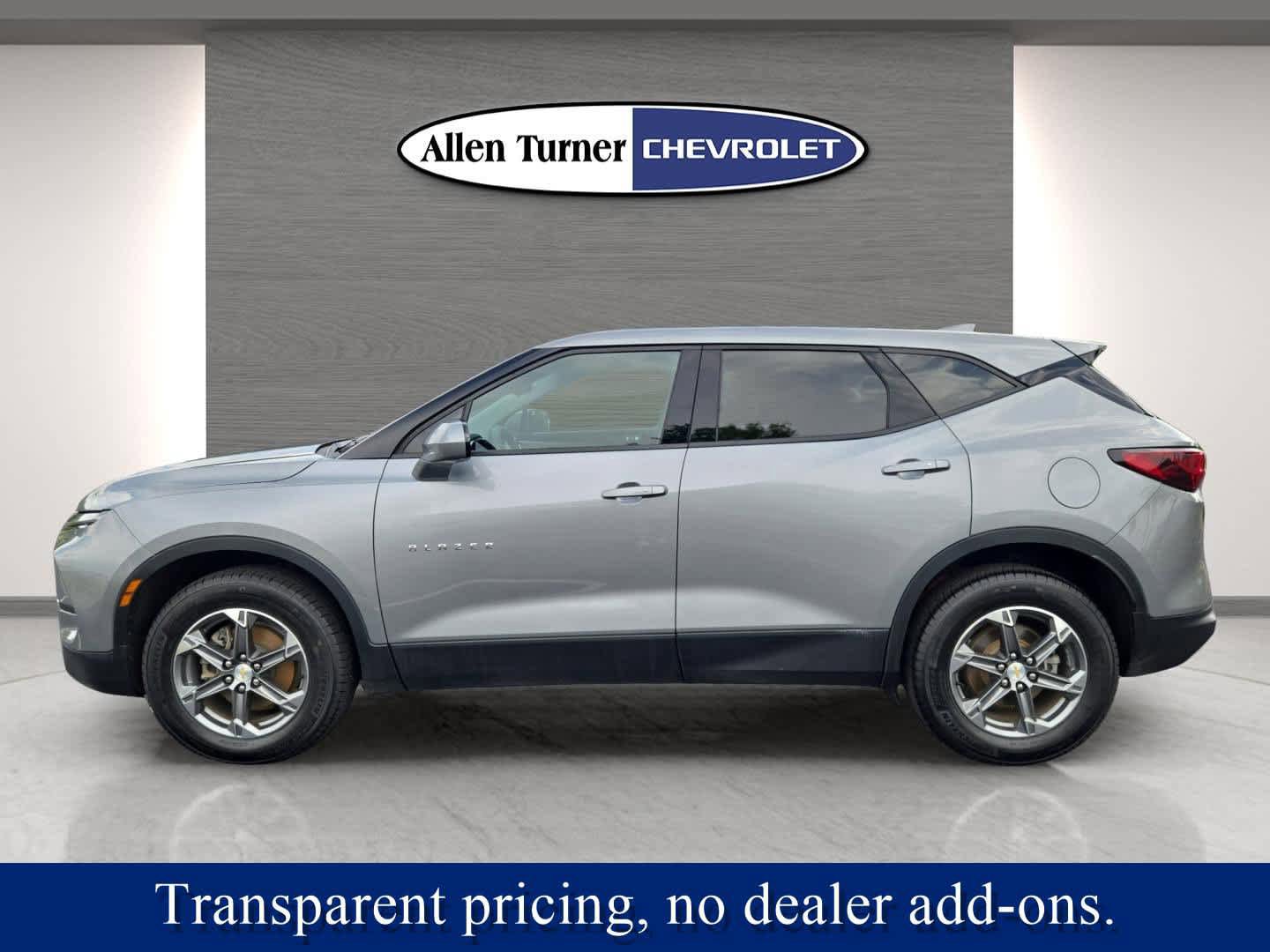 Used 2023 Chevrolet Blazer LT FWD image 10