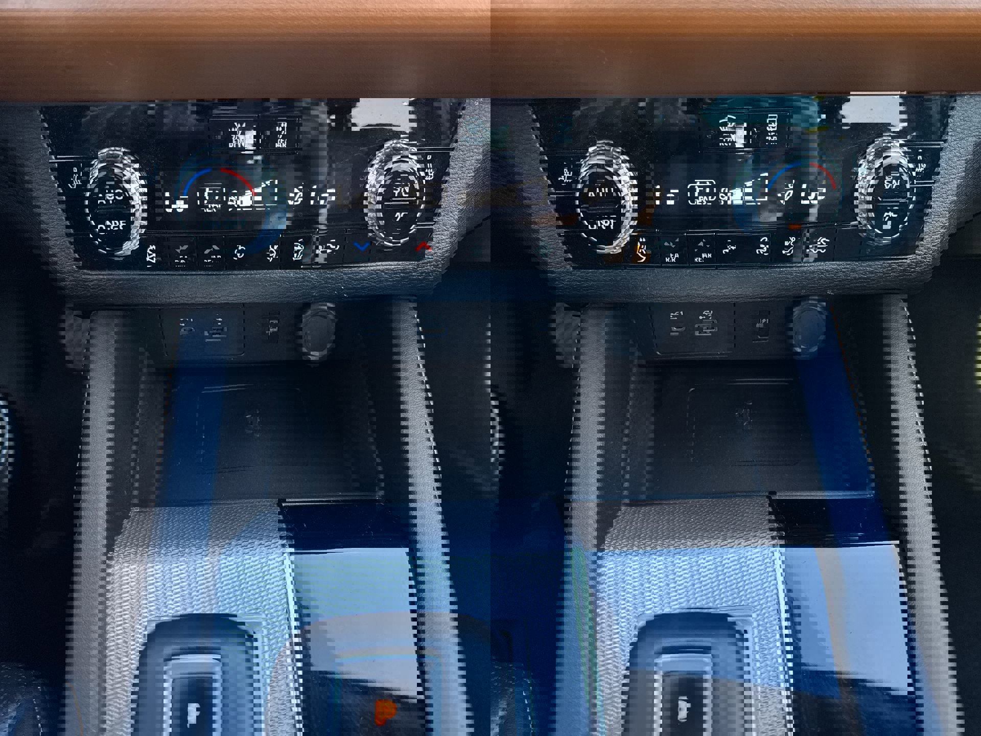 Used 2022 Mitsubishi Outlander SEL image 18