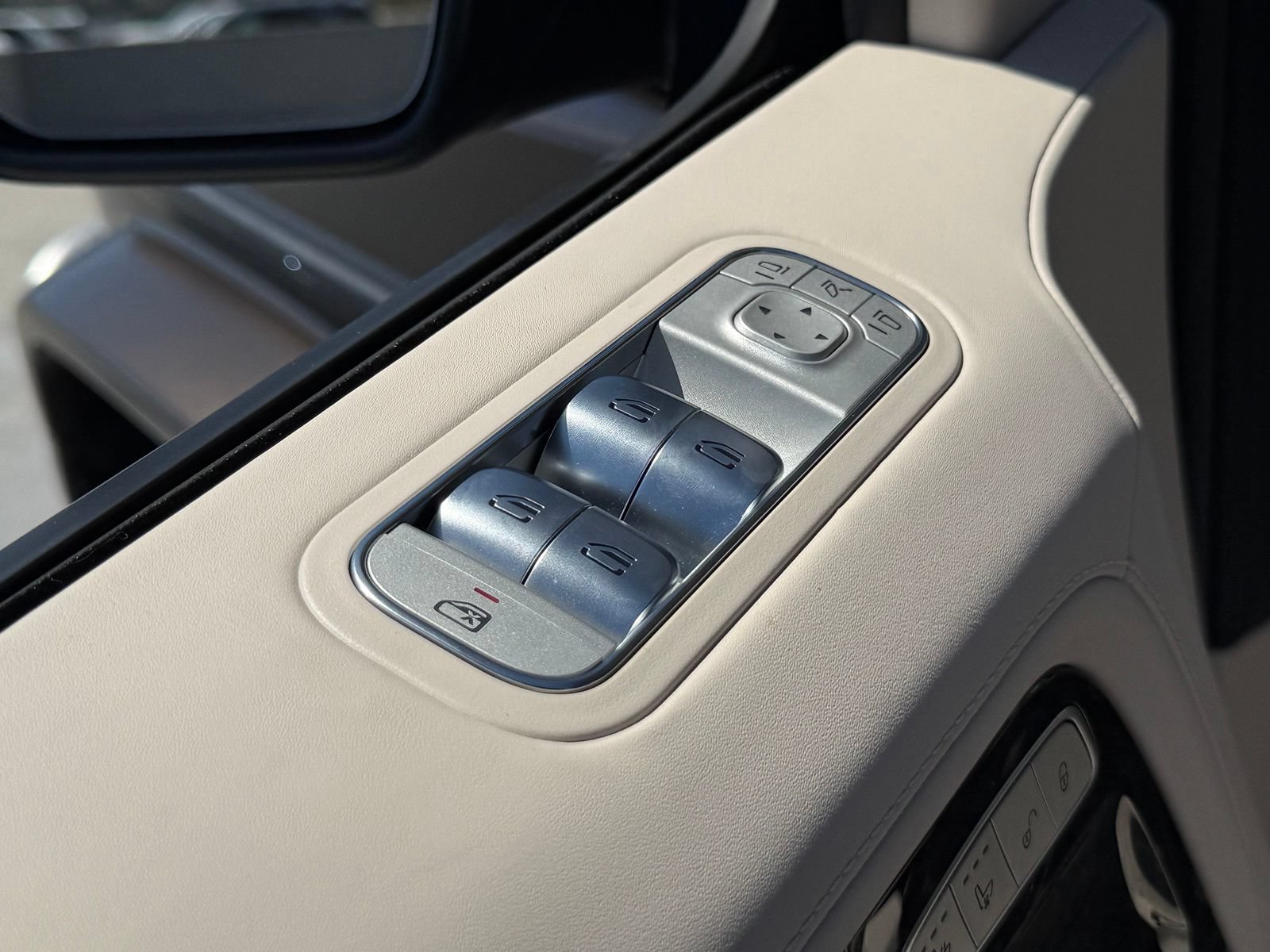 New 2026 Mercedes-Benz G 63 AMG 4MATIC image 16