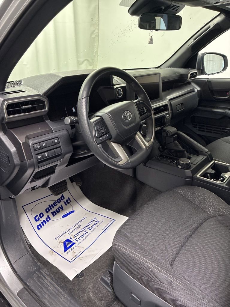 Used 2025 Toyota 4Runner SR5 image 11