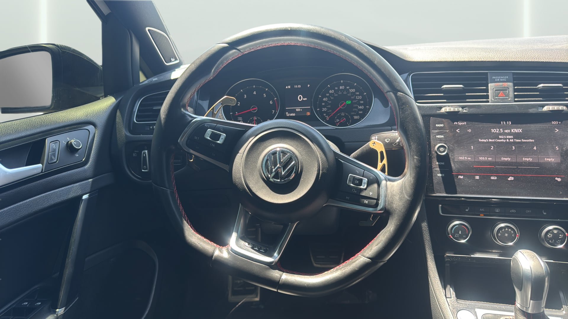 Used 2016 Volkswagen GTI SE w/ Lighting Package (SEL) FWD image 16