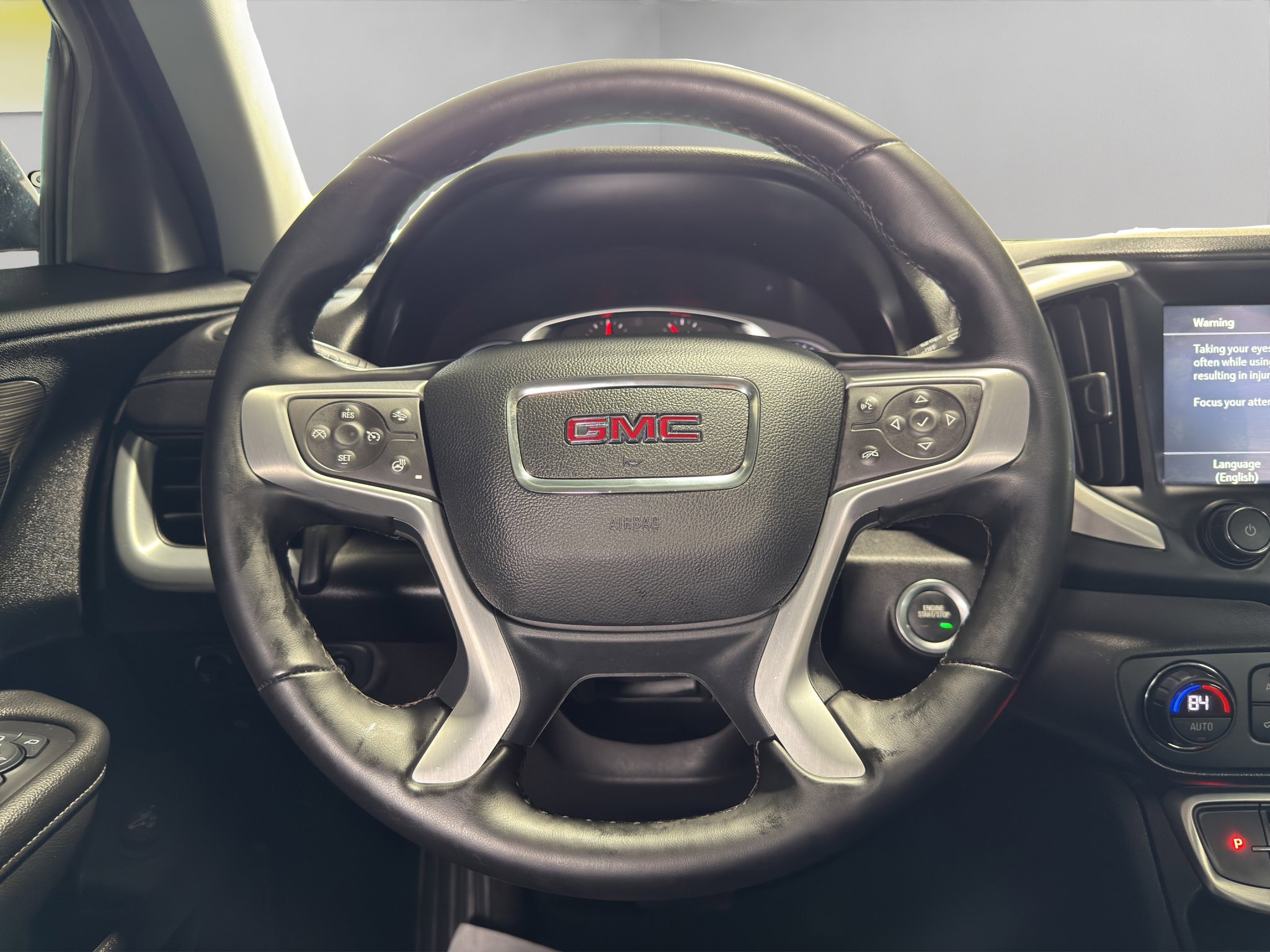 Used 2024 GMC Terrain SLT w/ Infotainment Package II image 10