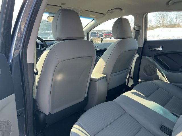 Used 2016 Kia Forte LX w/ LX Popular Plus Package image 16