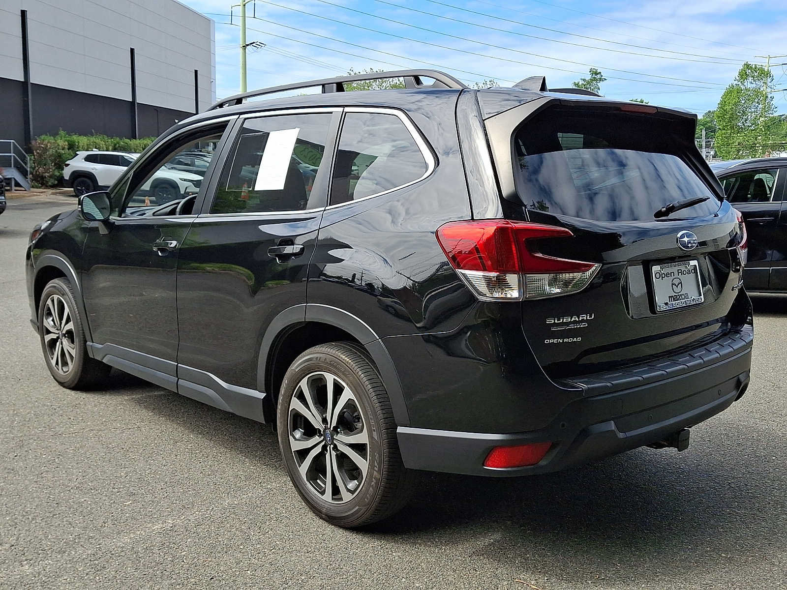 Used 2023 Subaru Forester Limited AWD/4WD image 7