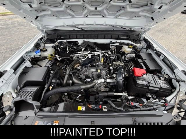 Used 2025 Ford Bronco Outer Banks AWD/4WD image 13