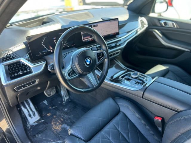 Used 2024 BMW X7 xDrive40i w/ M Sport Package image 10