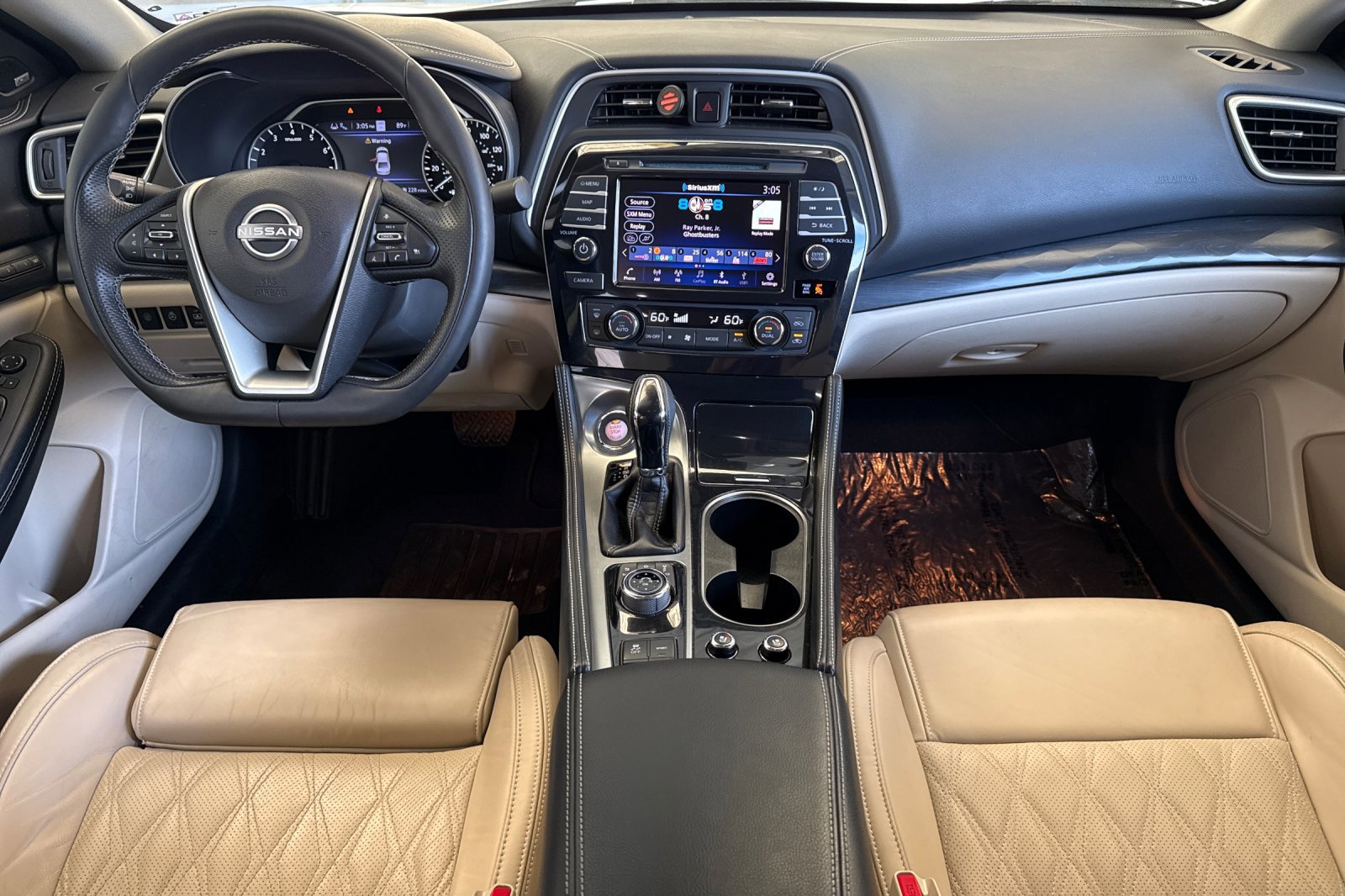 Used 2023 Nissan Maxima Platinum w/ Sport Mat Group FWD image 17