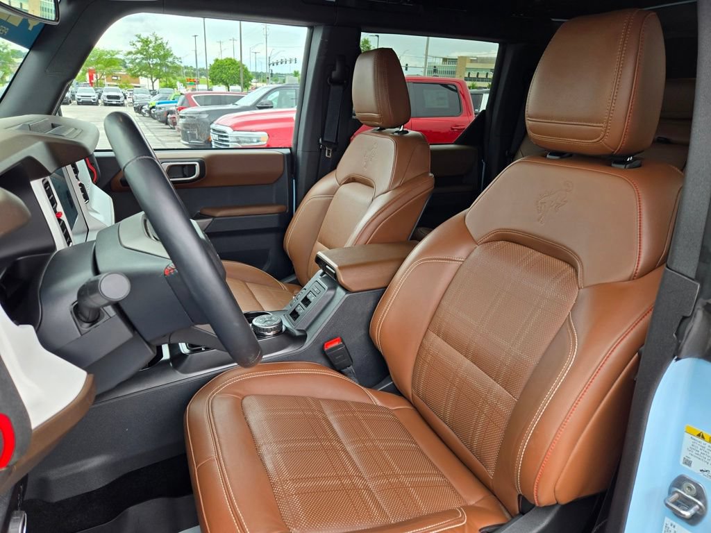 Used 2023 Ford Bronco Heritage Edition AWD/4WD image 14