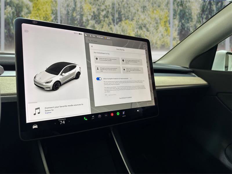 Used 2020 Tesla Model Y Long Range AWD/4WD image 14