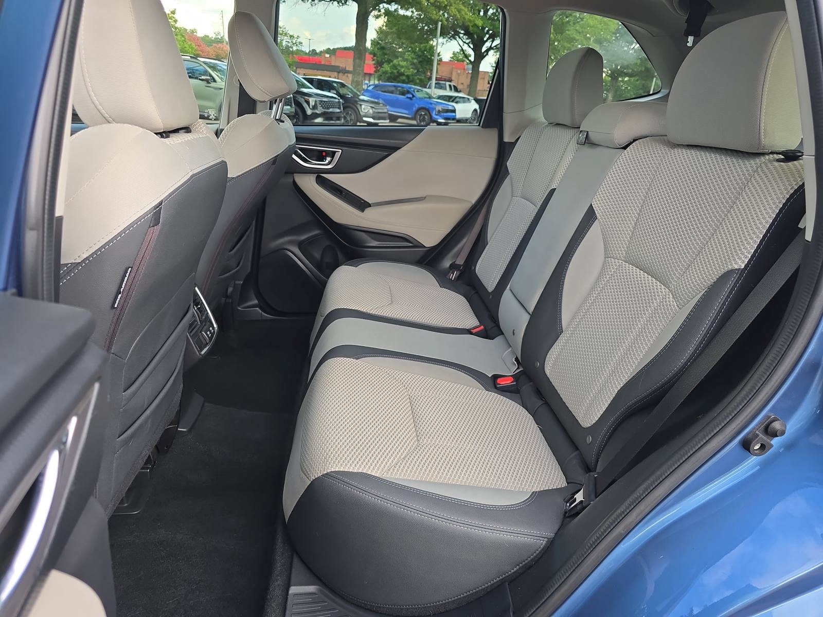 Used 2021 Subaru Forester Premium AWD/4WD image 14