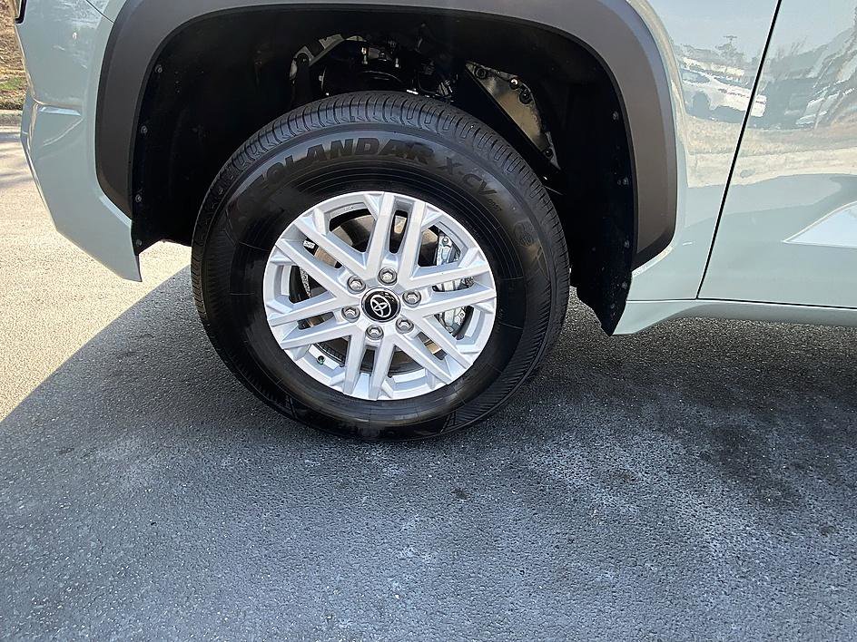 Certified 2026 Toyota Tundra SR5 w/ SR5 Convenience Package image 8