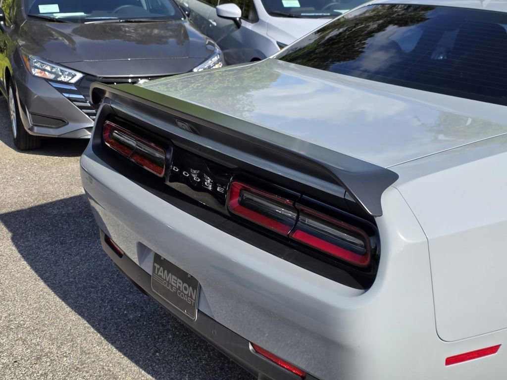 Used 2022 Dodge Challenger R/T Scat Pack w/ Shaker Package RWD image 36