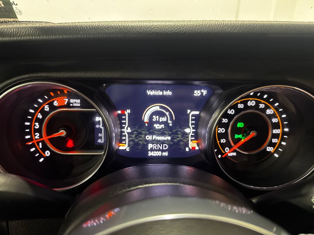 Used 2023 Jeep Wrangler Unlimited Sahara w/ Dual Top Group AWD/4WD image 8