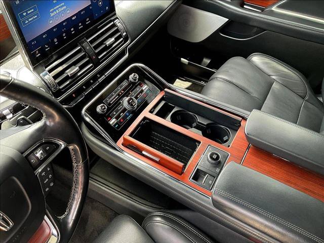 Used 2023 Lincoln Navigator L Reserve AWD/4WD image 14