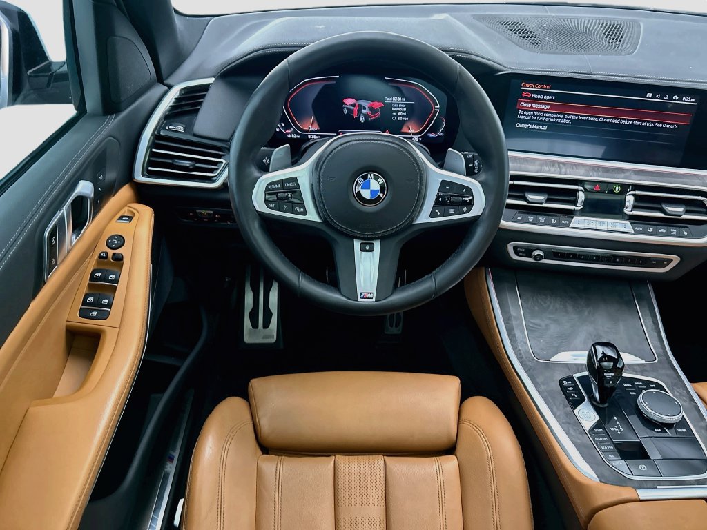 Used 2022 BMW X5 xDrive40i w/ M Sport Package AWD/4WD image 10