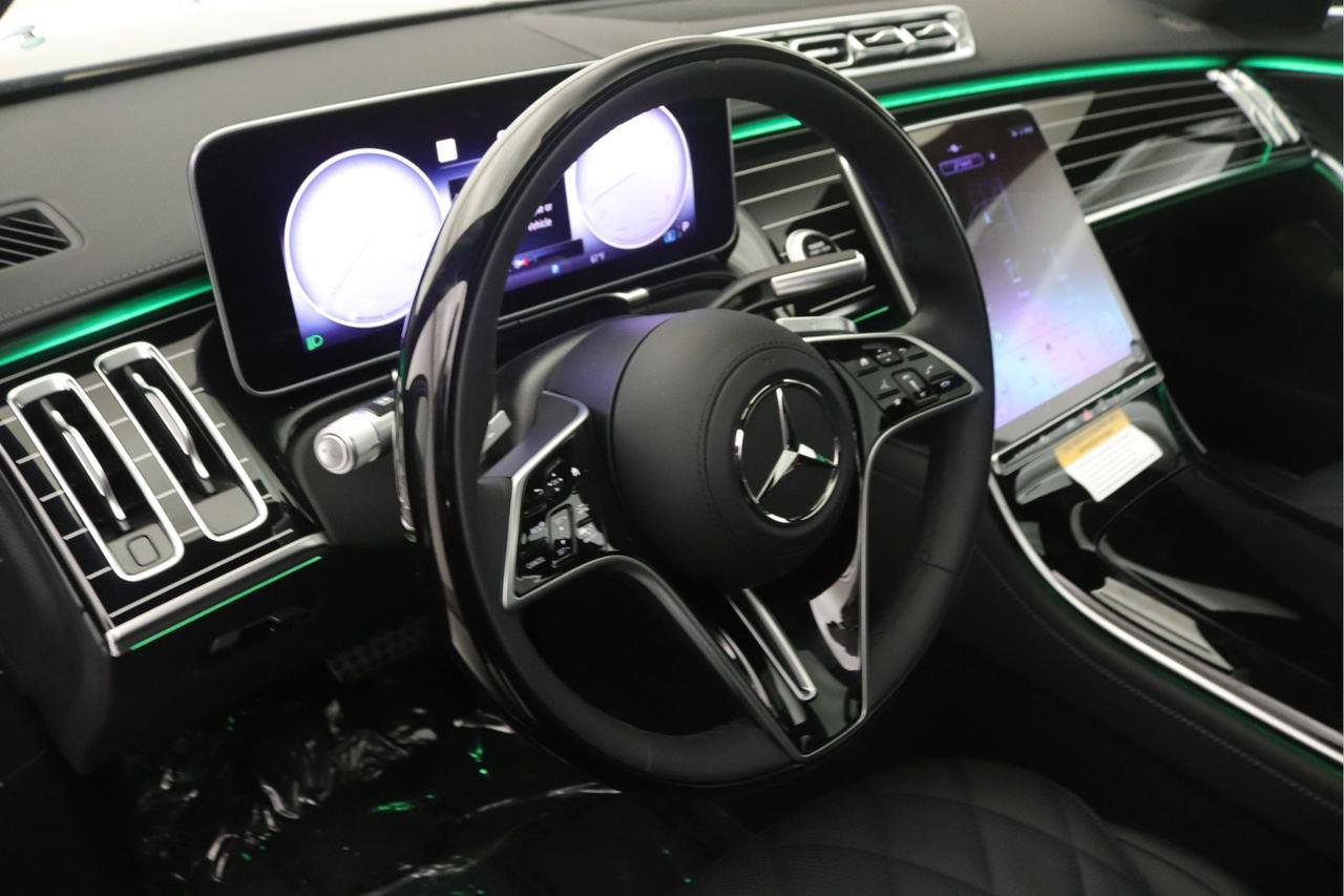 New 2026 Mercedes-Benz S 580 4MATIC Sedan image 4