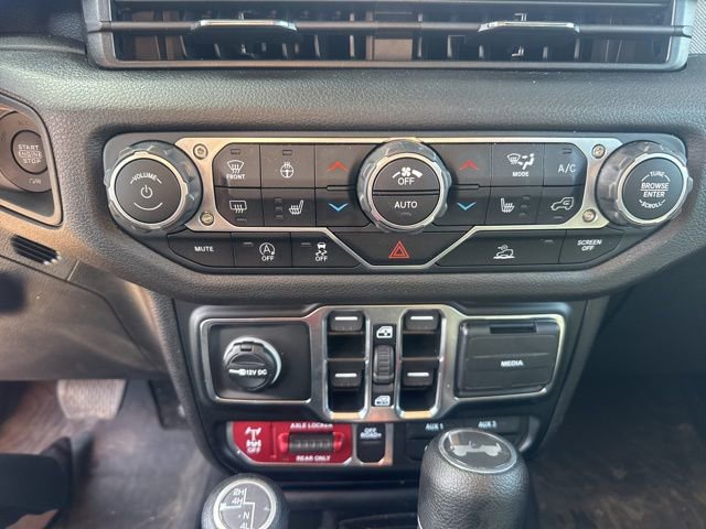 Used 2025 Jeep Wrangler Unlimited Sport AWD/4WD image 8