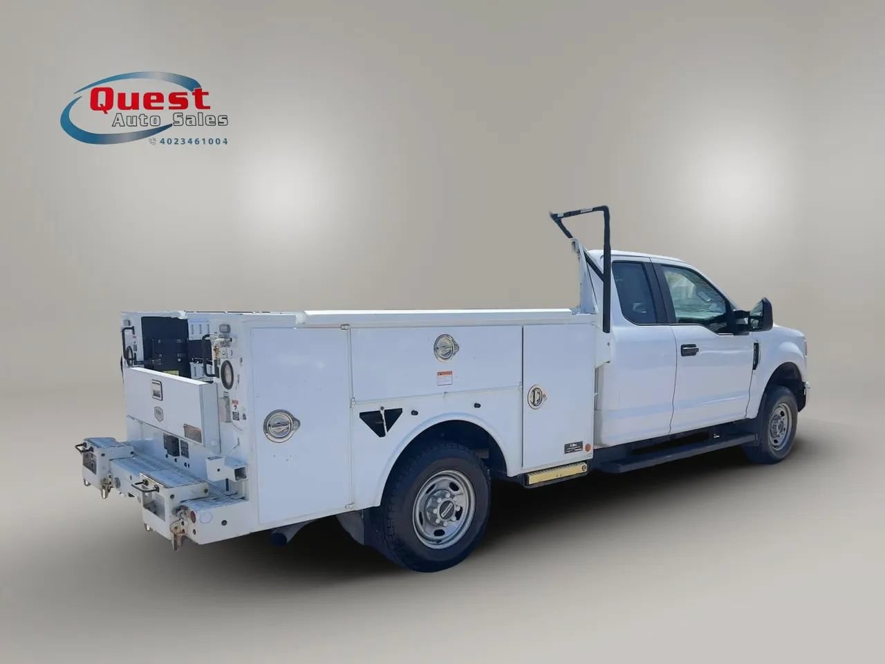Used 2021 Ford F250 XL w/ Power Equipment Group AWD/4WD image 3