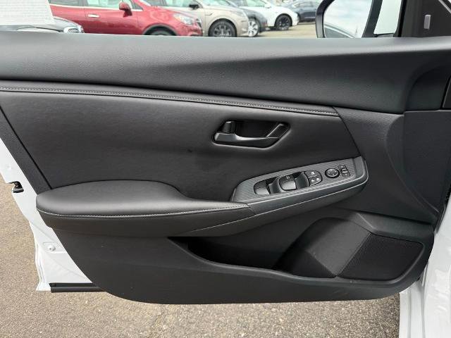 Certified 2025 Nissan Sentra S FWD image 17