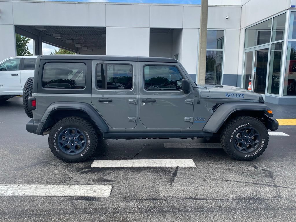 Used 2023 Jeep Wrangler Unlimited w/ Cold Weather Group AWD/4WD image 11
